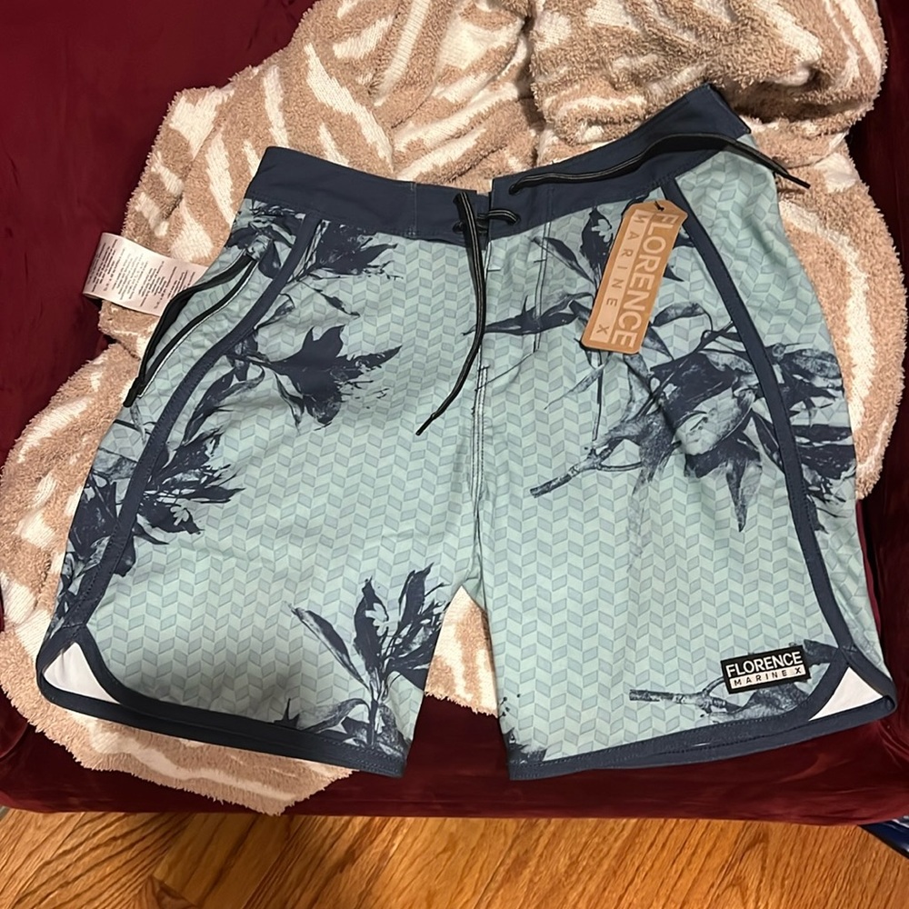 Men’s bathing suit size 24